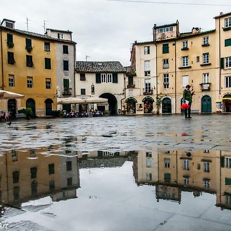 Casa Anfiteatro Apartment Lucca Luaran gambar